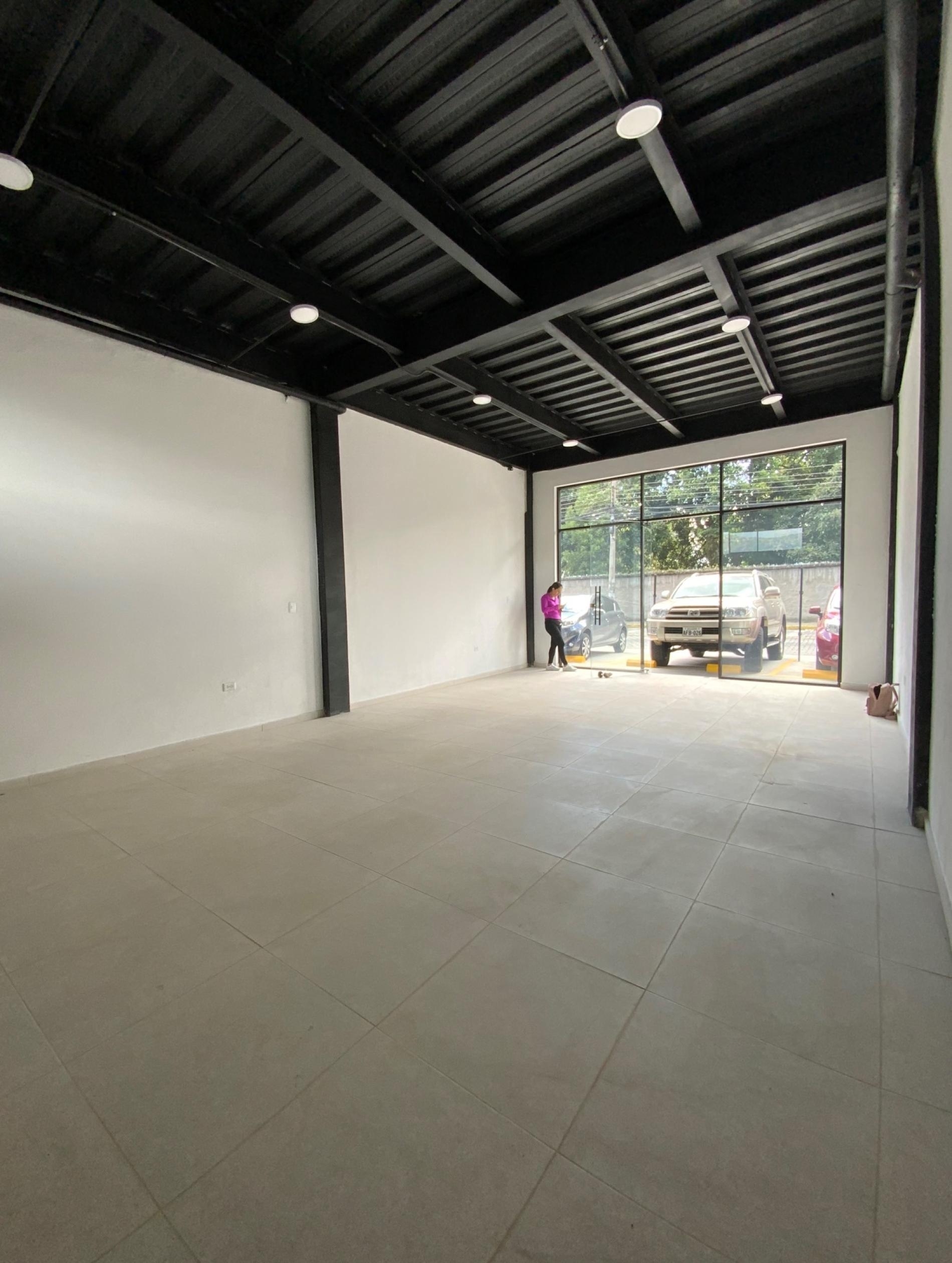 Foto 2 del imagenesAntes del proyecto BURGUERFACE realizado por Loah Diseño interior