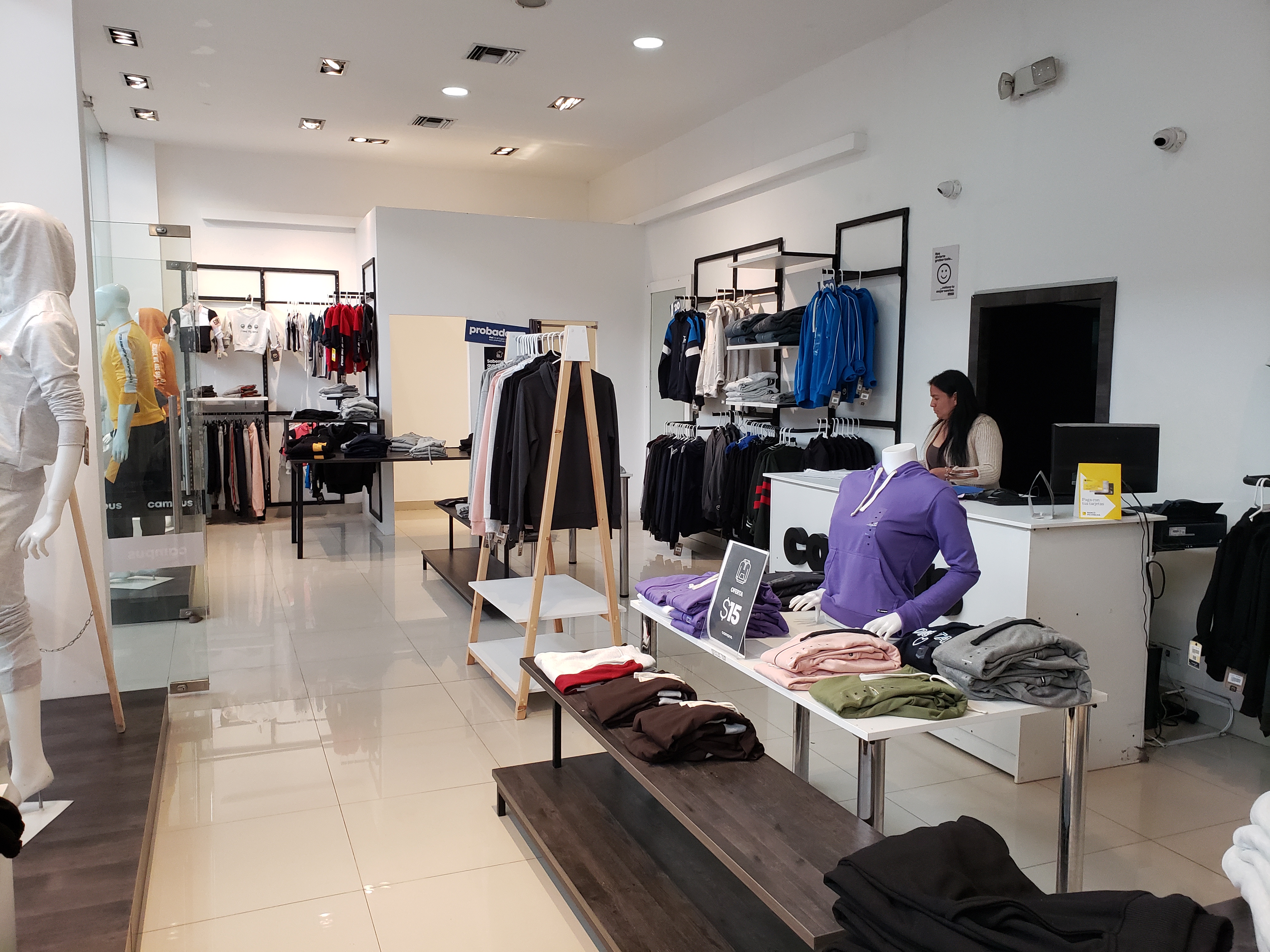 Foto 1 del imagenesAntes del proyecto CAMPUS Riobamba realizado por Loah Diseño interior