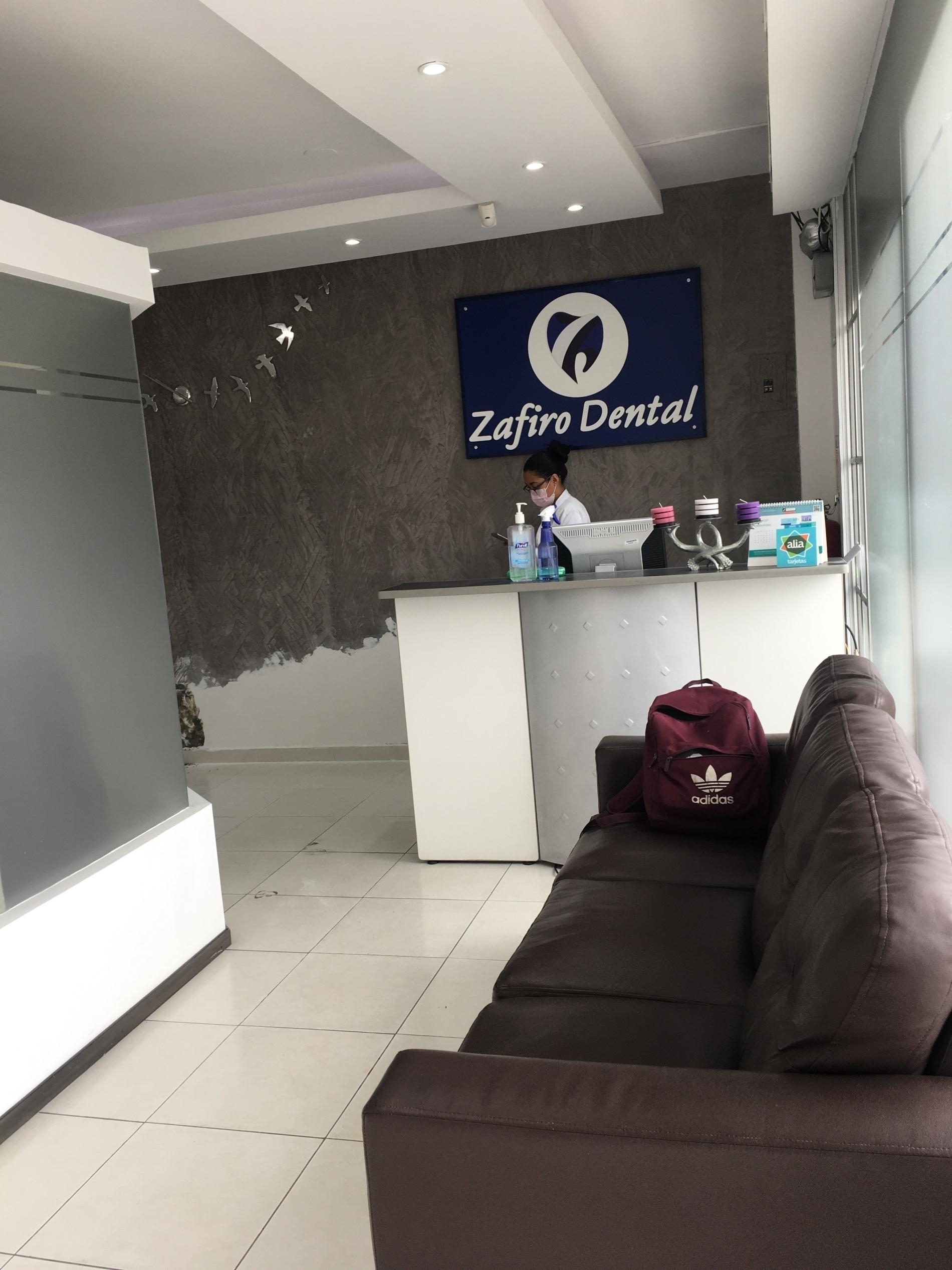 Foto del proyecto ZAFIRO DENTAL VALLE, antes de realizar el proyecto de LOAH Diseño interior