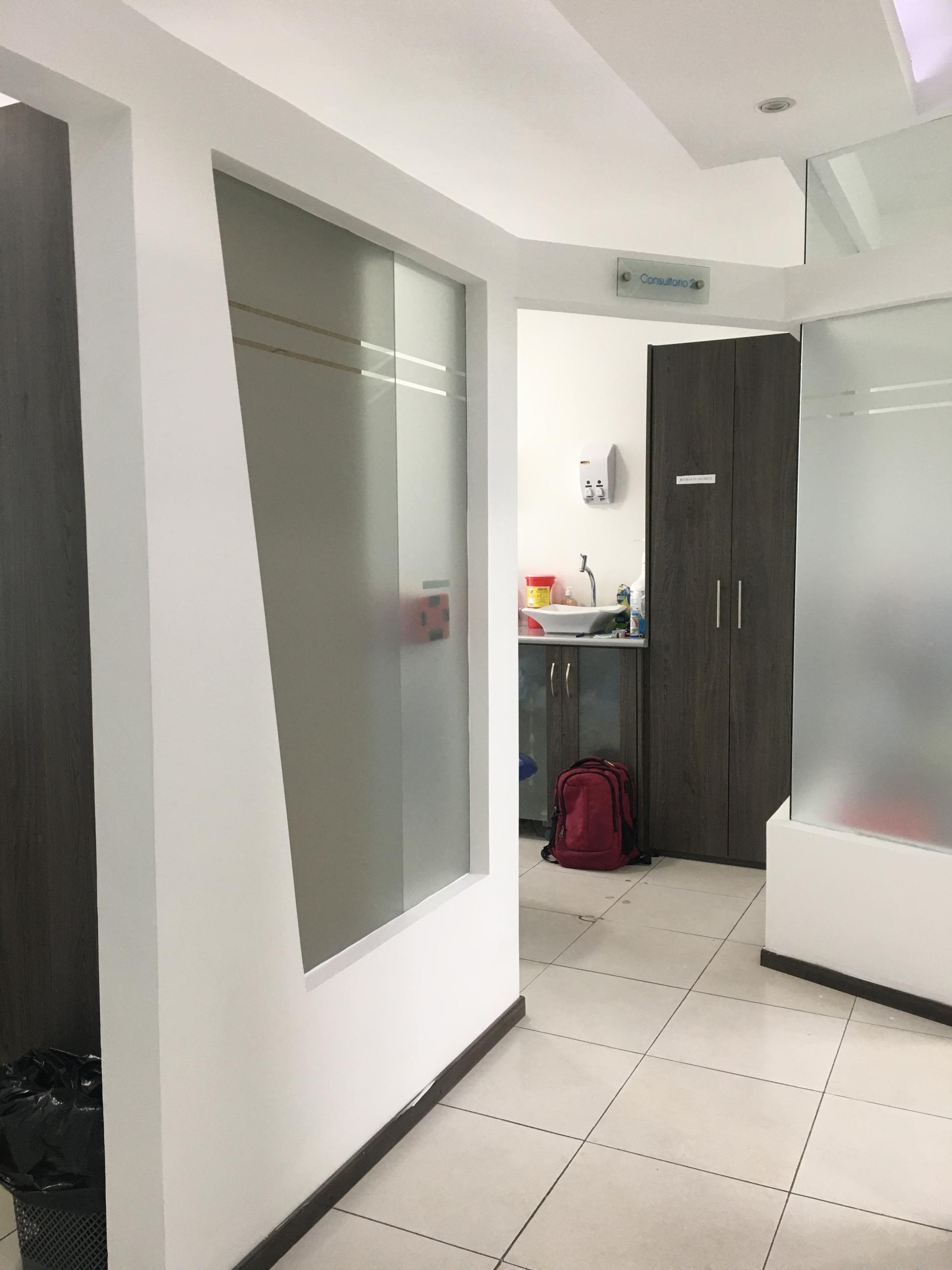 Foto 2 del imagenesAntes del proyecto ZAFIRO DENTAL VALLE realizado por Loah Diseño interior